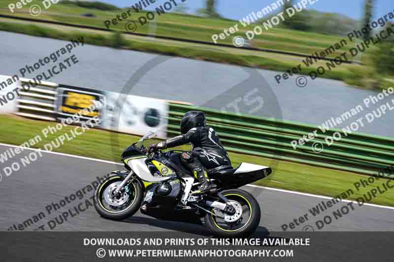 enduro digital images;event digital images;eventdigitalimages;mallory park;mallory park photographs;mallory park trackday;mallory park trackday photographs;no limits trackdays;peter wileman photography;racing digital images;trackday digital images;trackday photos